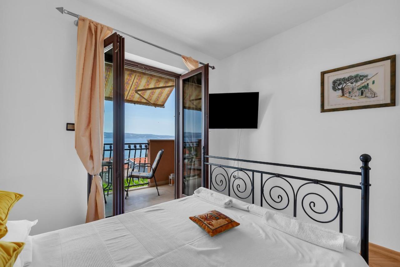 Guest House Lazeta Duce Exterior photo