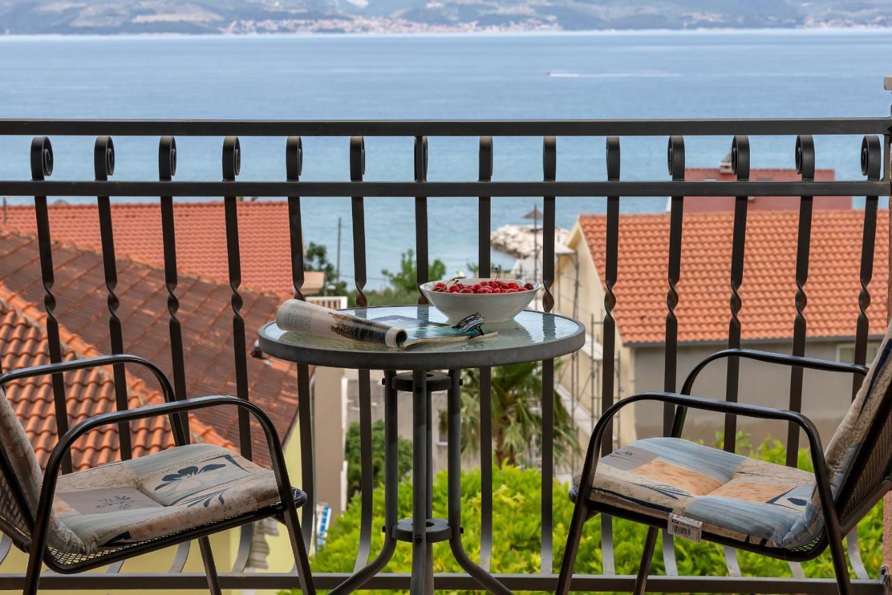 Guest House Lazeta Duce Exterior photo