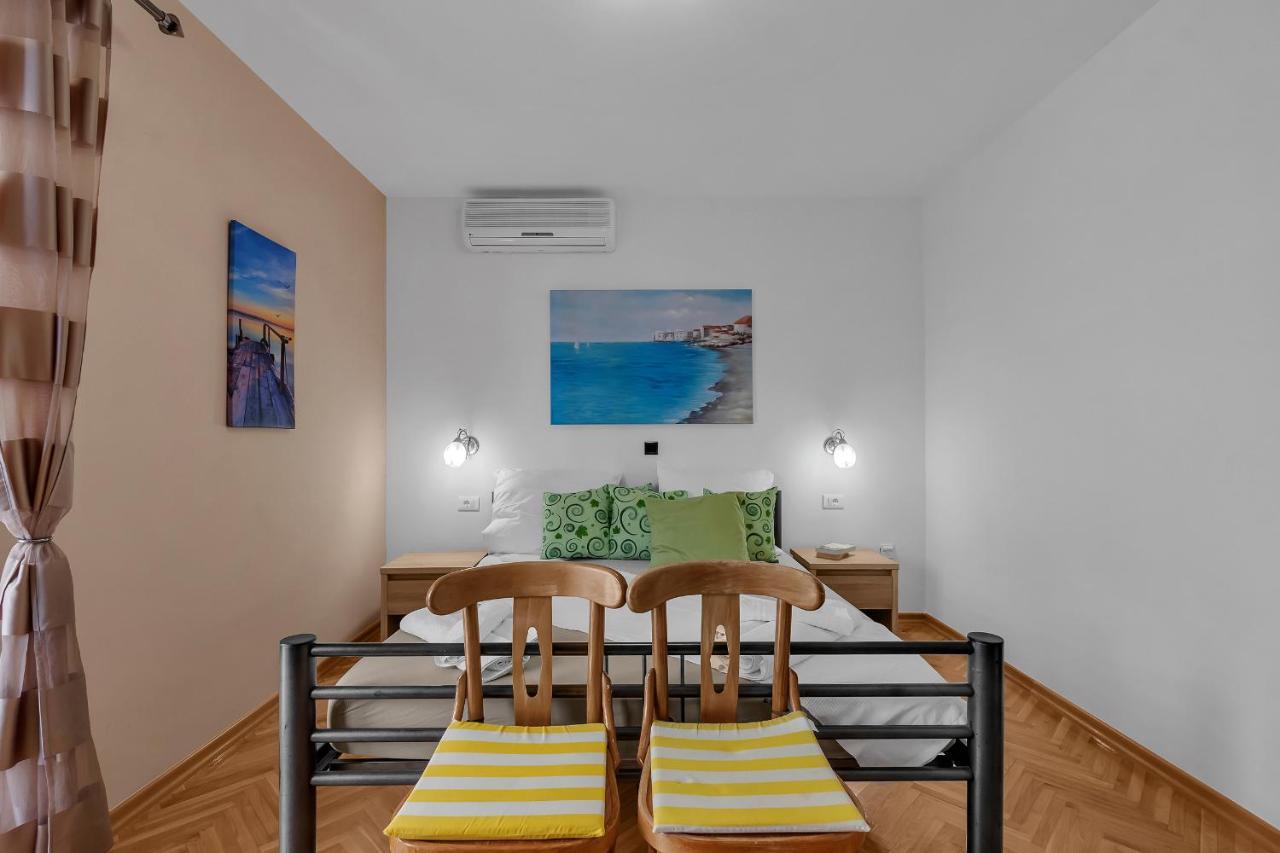 Guest House Lazeta Duce Exterior photo