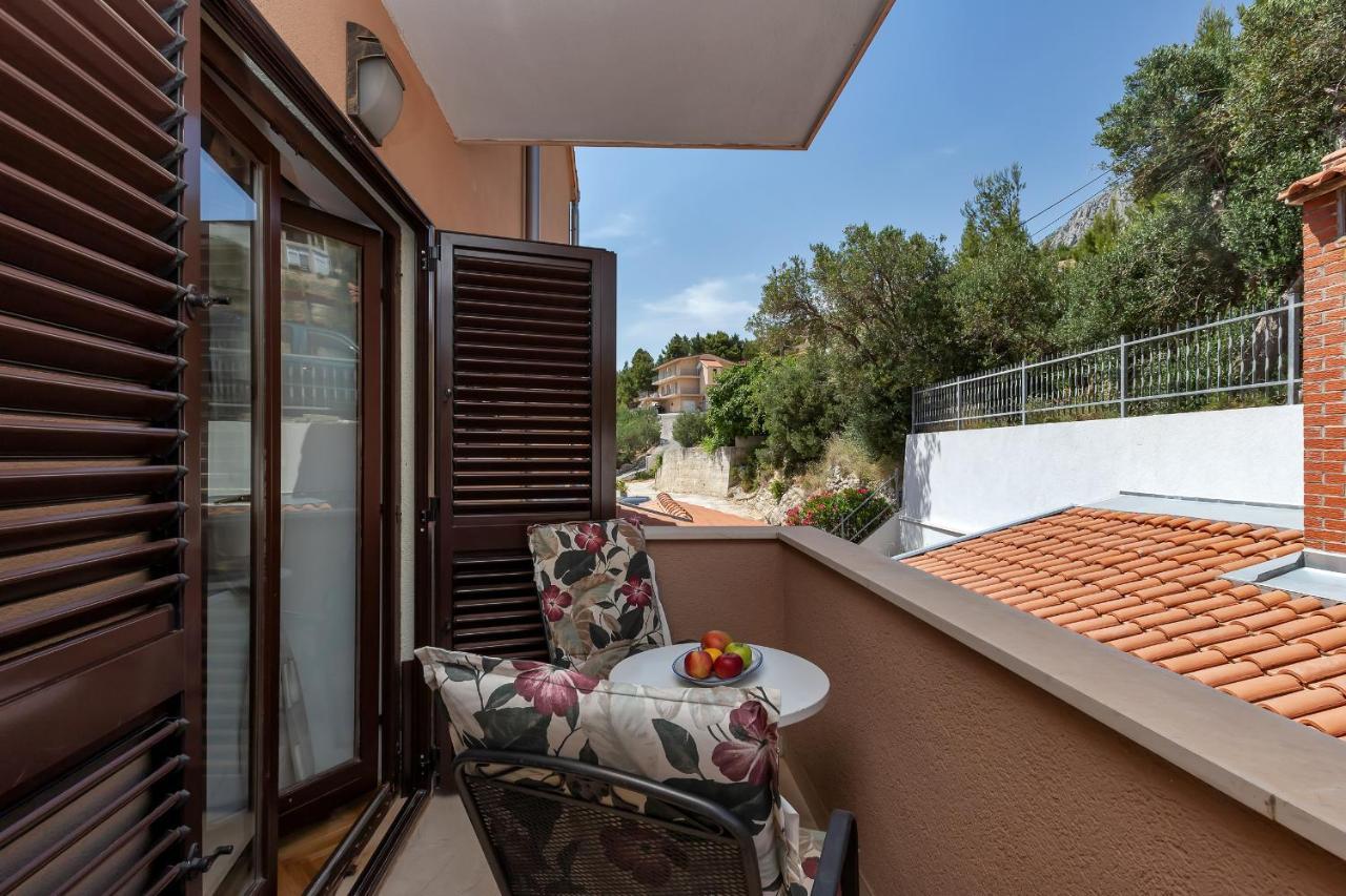 Guest House Lazeta Duce Exterior photo