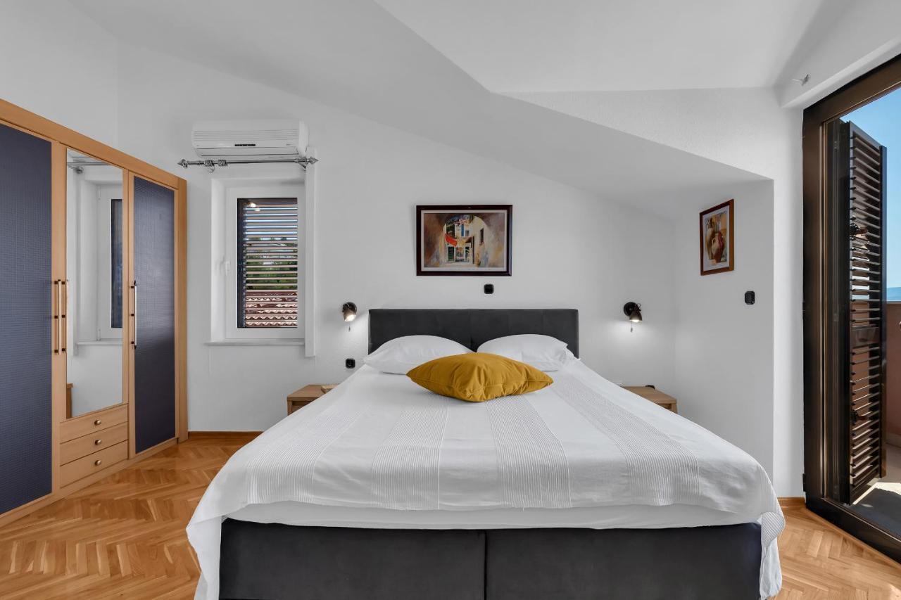 Guest House Lazeta Duce Exterior photo